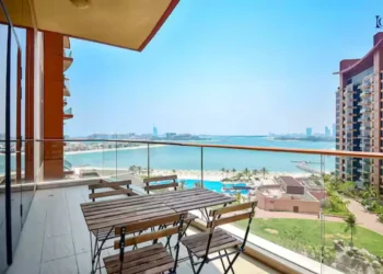 Versova Bollywood's New Celebrity Hotspot