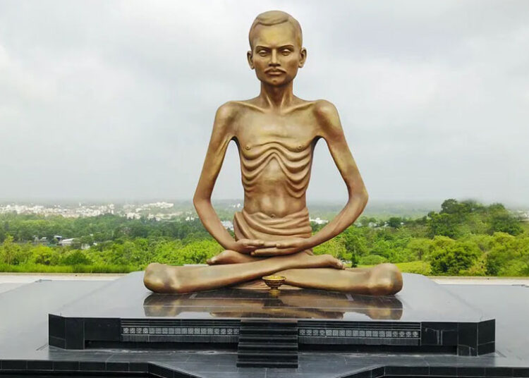 a Day Inside Shrimad Rajchandra Ashram