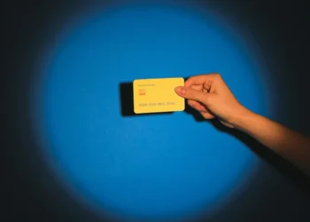 How New Age Credit Cards Are Changing the Way Indians Travel and Plan Trips